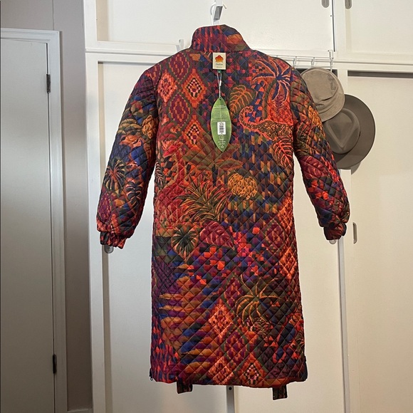 NWT FARM Rio Mixed Patchwork Reversible Puffer Coat Size XSmall - Picture 6 of 12